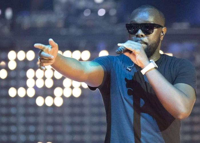 Avec près de 80 000 spectateurs à son concert, Maître Gims enflamme le